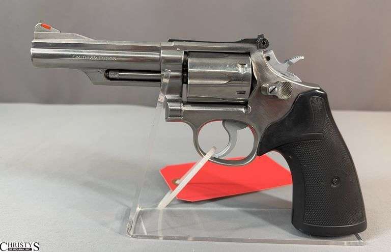 Smith & Wesson Model 66-1 Revolver cal. 357 Mag. SN: 67K3251 in Black Uncle Mike's Holster image