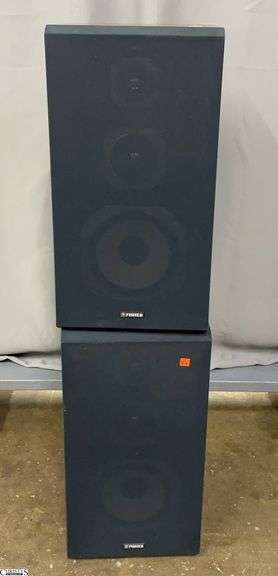 Pair of Fisher Speakers DS-810