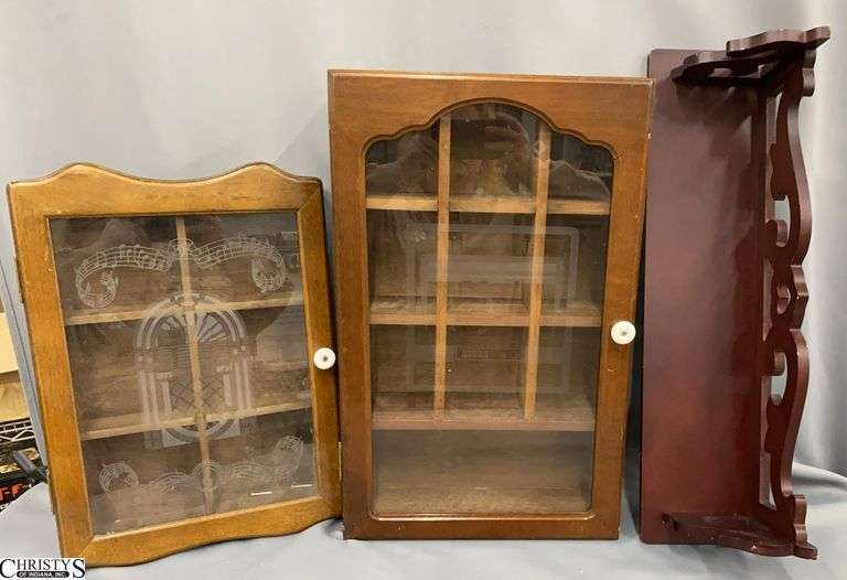 3pcs Wooden Shelf, 2 Single Door Cabinets Largest Has Damaged Door 14x5x22 image