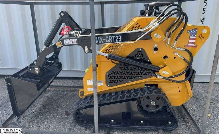 Compact Track Loader MX-CRT23 image