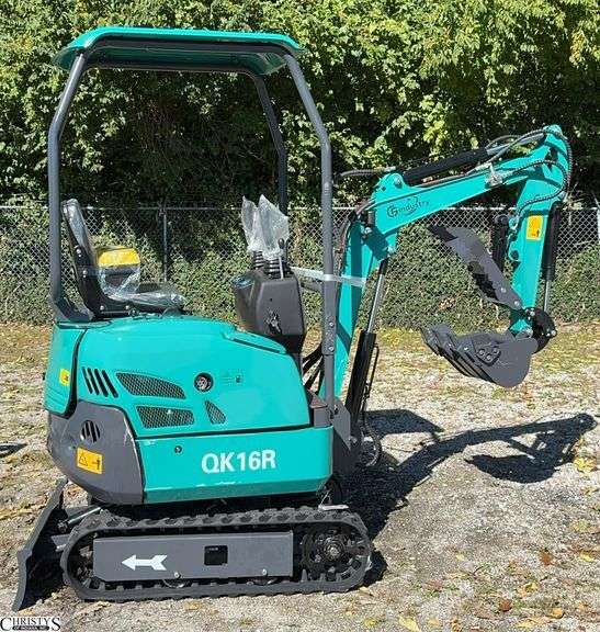 2025 CFG Mini Excavator QK16R Gasoline Engine image