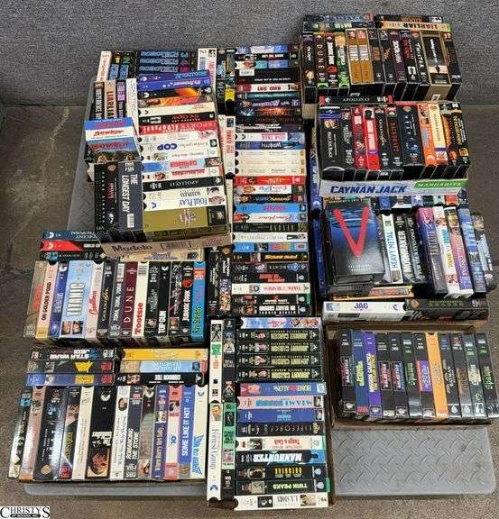 Skid With VHS Movies, Mixed Content image