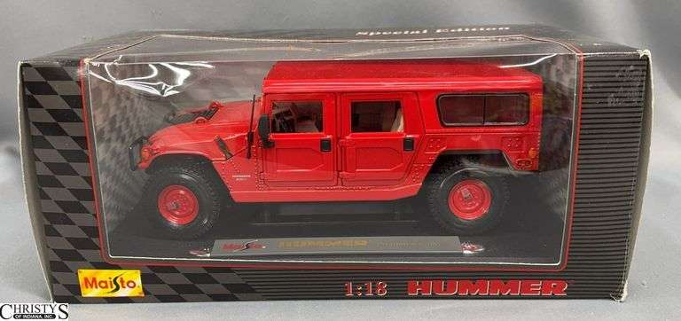 Maisto Hummer H1 Station Wagon 1:18 Scale Diecast Model image