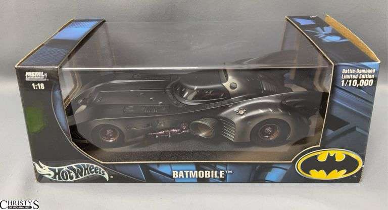 Hot Wheels 1989 Batmobile 1:18 Scale Battle-Damaged Limited Edition image