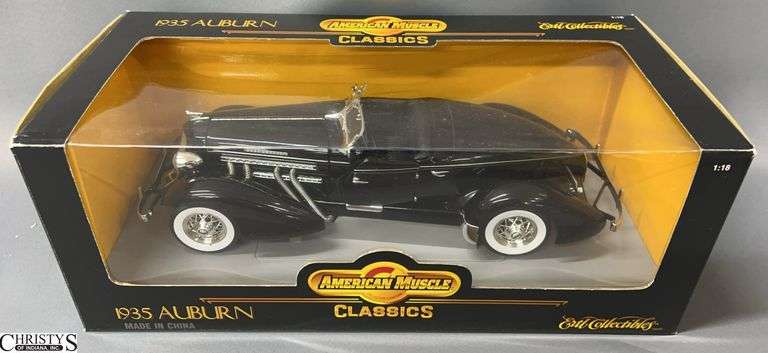 Ertl Collectibles American Muscle 1935 Auburn Classics 1:18 Diecast Car image