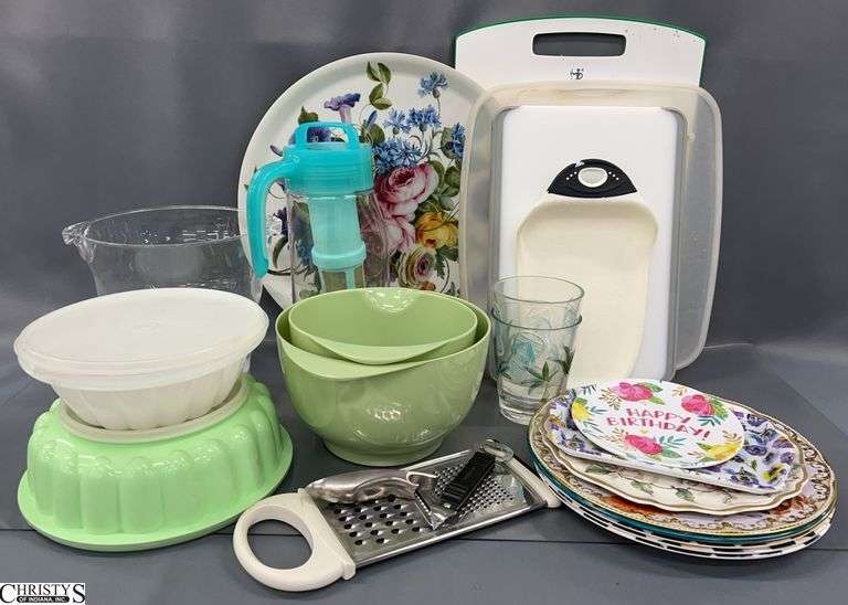 Assorted Plasticware, Plates/Chargers, Cutting Boards, Jellow Molds - 16" of largest image