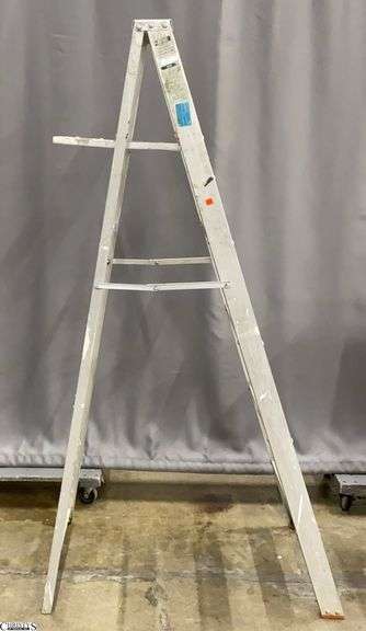 6' Aluminum Ladder