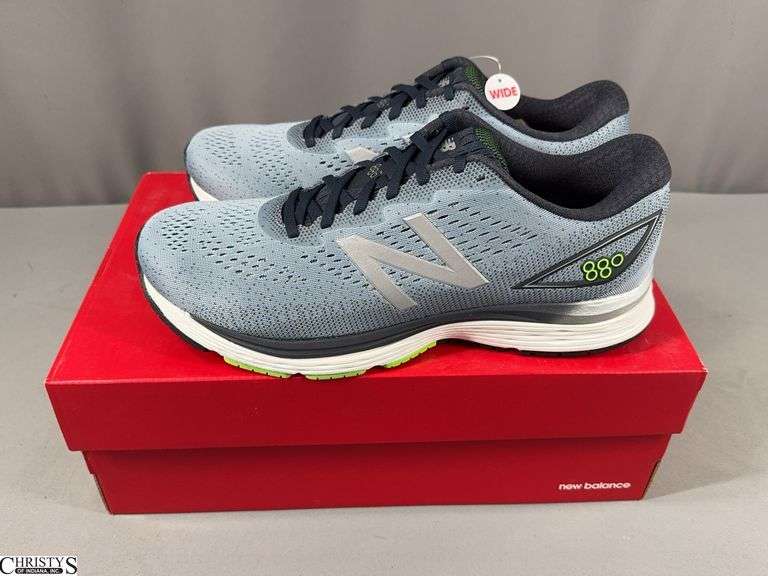 New Balance Men's Running Course Athletic Shoes in Original Box.  Size 12 Wide.  Look to be not worn.  Grey in Color image