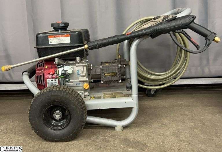 Simpson 3300 PSI Pressure Washer