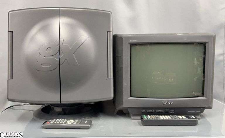 2 pcs Sony and Samsung Vintage GX1395 Gaming Television Powers On 13" image