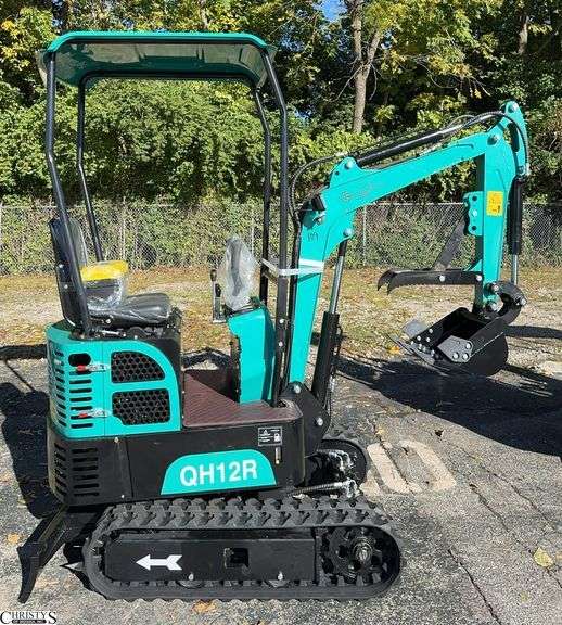 2025 CFG Mini Excavator QH12R Gasoline Engine image