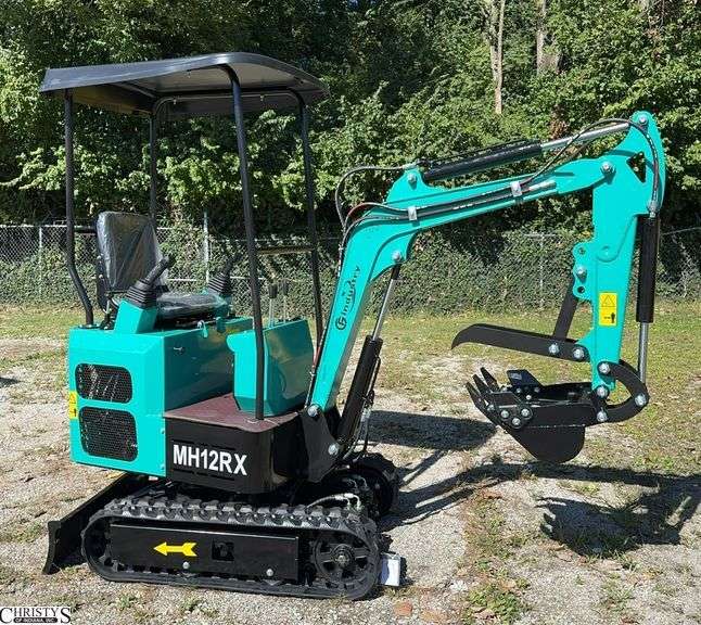 2025 CFG Mini Excavator MH12RX Gasoline Engine image