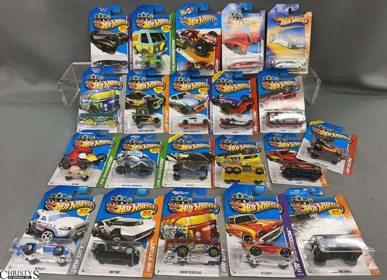 21 Hot Wheels Assorted Lot of Diecast Cars image