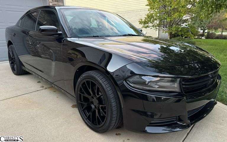 2018  DODGE  Charger 2018  DODGE  Charger Driven Here. New Water Pump. Exhaust, Rims and Tires, Radio, and Remote Start Non Factory image