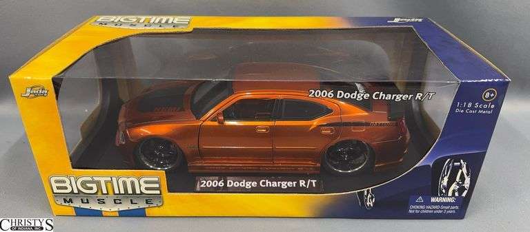 Jada Toys Bigtime Muscle 2006 Dodge Charger R/T 1:18 Scale Diecast image