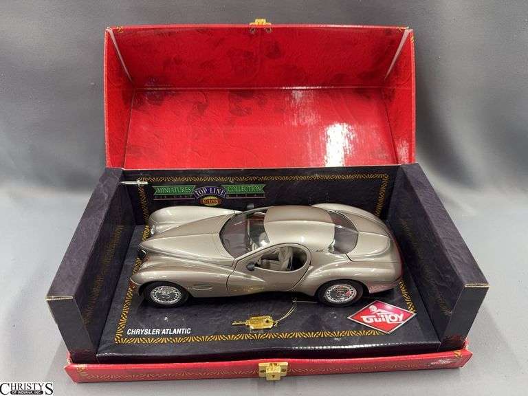 Guiloy Top Line Collection 1/18 Die-Cast Chrysler Atlantic Model Car image
