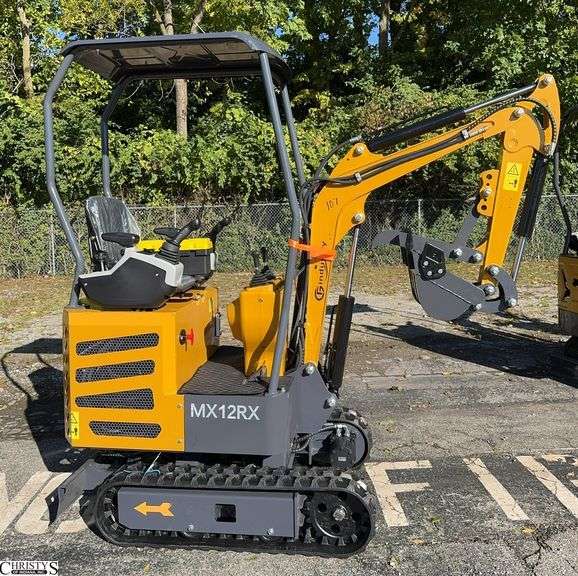 2025 CFG Mini Excavator MX12RX  Gasoline Engine image