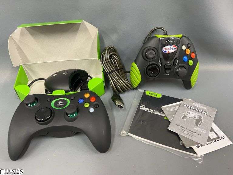 Original Xbox Controllers: Nyko Air Flo and Logitech Cordless Controller image