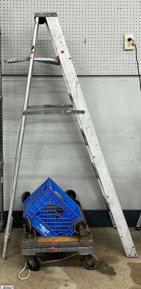 6ft Aluminum Ladder, 2 Four Wheel Dolly, Milk Crate