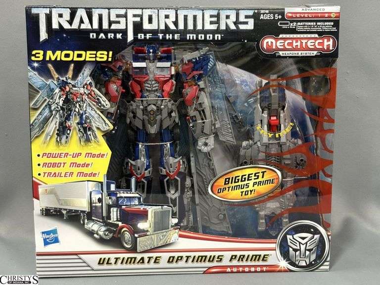 2011 Hasbro Transformers Dark Side of The Moon Ultimate Optimus Prime image