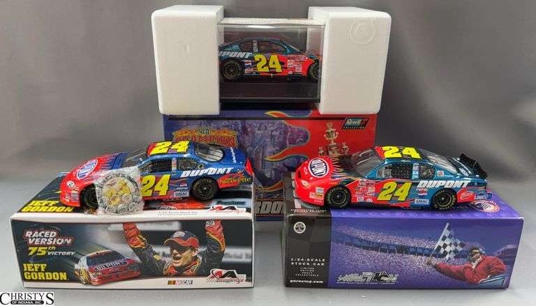 Jeff Gordon #24 DuPont Monte Carlo Diecast Replica Cars image