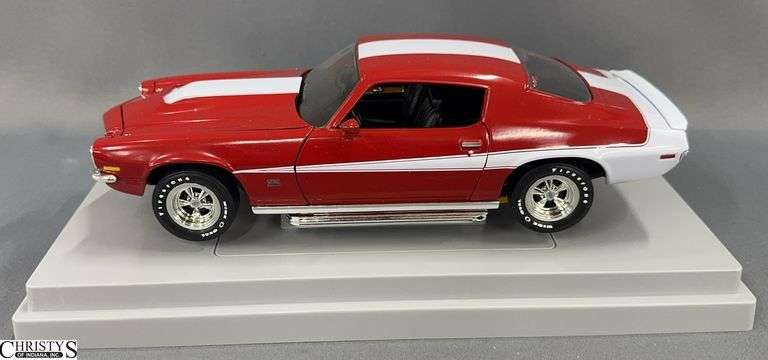 Red 1970 Camaro SS Diecast Model Car image