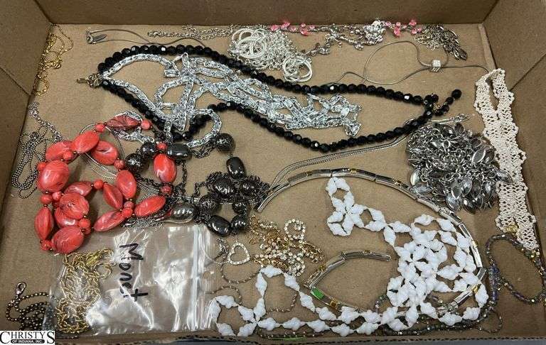 Approx. 20 Necklaces