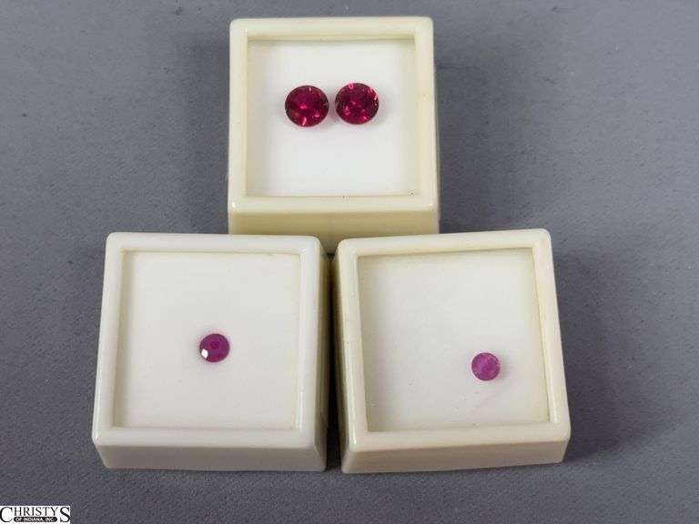 4 Round Ruby Gemstones.  2 Serengeti Ruby Stones and a Pair of Lab Rubies image