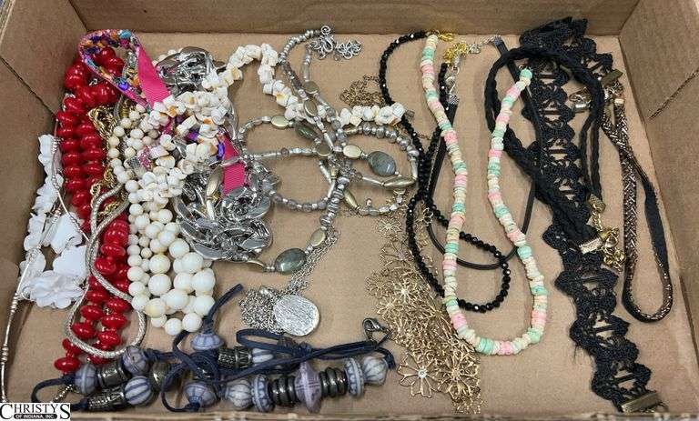 Approx. 20 Necklaces