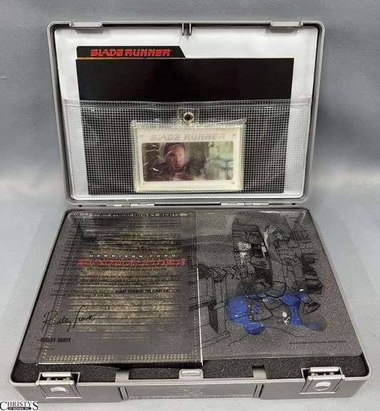 Blade Runner 5-Disc Ultimate Collector's Edition image