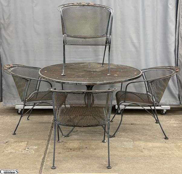 Woodard "Briarwood" Wrought Iron Patio Table and 4 Chairs - 48" x 29" of table - some wear from outdoor use image