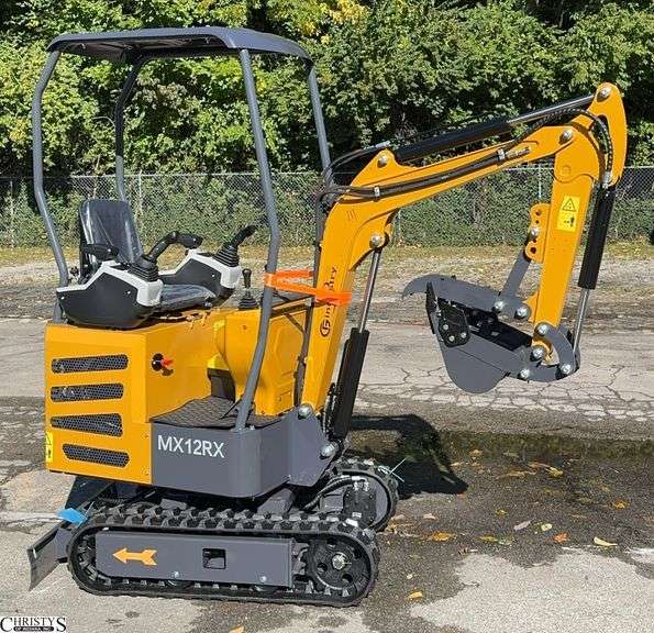 2025 CFG Mini Excavator MX12RX  Gasoline Engine image