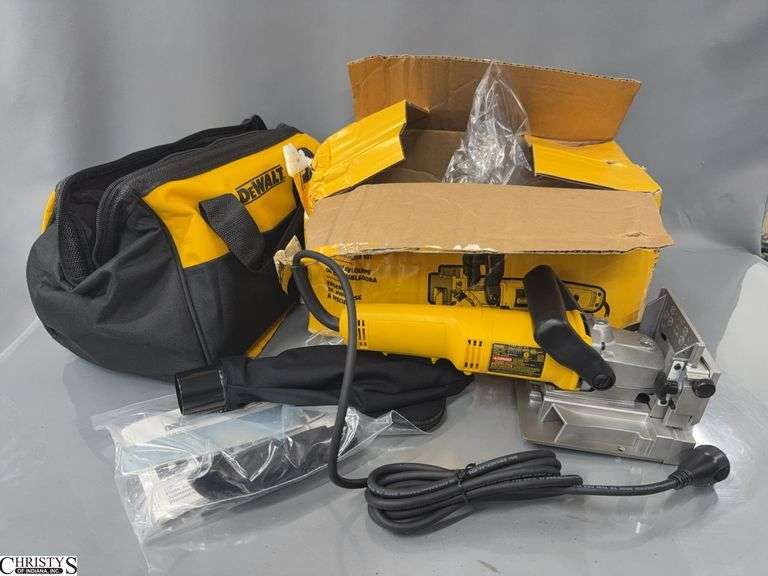 DeWalt Defective With Damaged Box Plate Joiner image