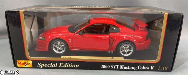 Maisto 2000 SVT Mustang Cobra R Diecast Car 1:18 Scale image