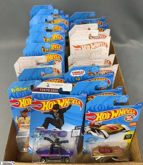 20 Hot Wheels Cars in Packs image