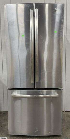 GE Refrigerator Untested 30x36x70 image