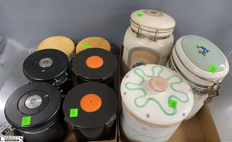 Canisters, Coffee Gators, Bean Safe, Ceramic 9" Tallest image