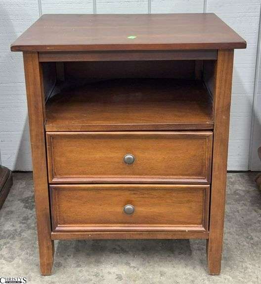 2 Drawer Nightstand 22x17x27 image