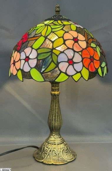 Stained Glass Style Shade Table Lamp 19" image