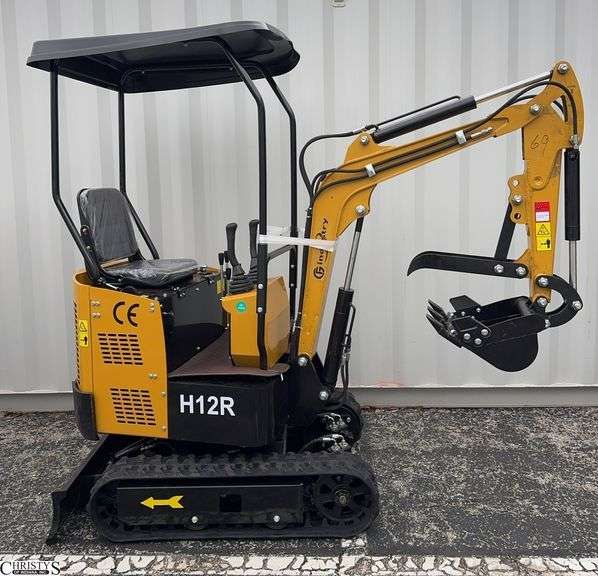 2025 CGF Mini Excavator H12R image