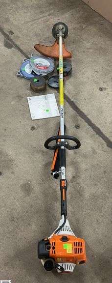 Stihl FS90 Weed Eater, With Line image