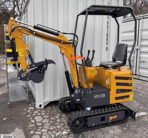 2025 CGF Mini Excavator MX12R image