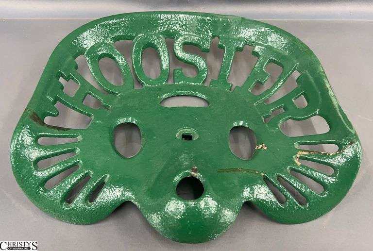 Hoosier Cast Iron Tractor Seat - 15" x 13" image