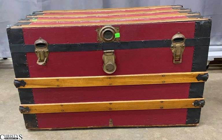 Travel Trunk With Insert Shelf, 32x18x20" image