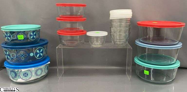 Round Glass Food Storage and Prep Bowls, Largest 7.5" Across image