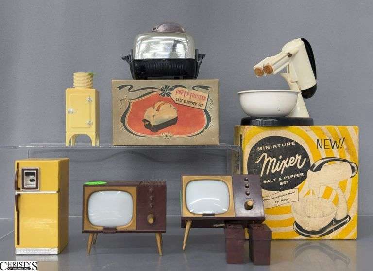 Vintage Appliance Salt and Pepper Shakers, Toaster, Refrigerators, Television *one is Missing Leg, Mini Mixer in Box image