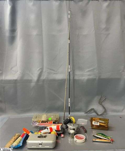 Fishing Lures, Reels, Fishing Pole Parts - some wear image