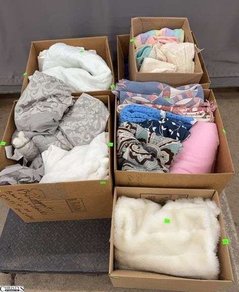 Skid of Soft Goods - Hand Towels, Wash Cloths, Blankets, Misc - SKID NOT INCLUDED image