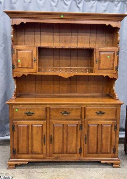 2pcs China Hutch 54x19x73" Overall image