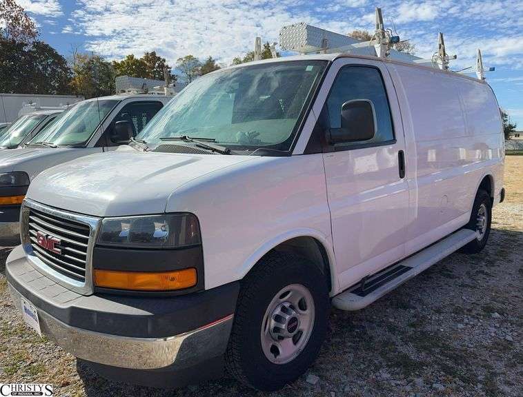 2017  GMC  Savana Driven here image